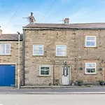 2 Bed In Oc-l32707 Holiday home West Witton